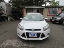 2014 Ford Focus Titanium - Photo 2