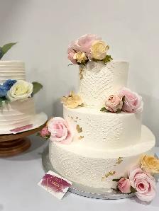 Custom Cakes GTA Halton Floral cakes for any occasion - Photo 3