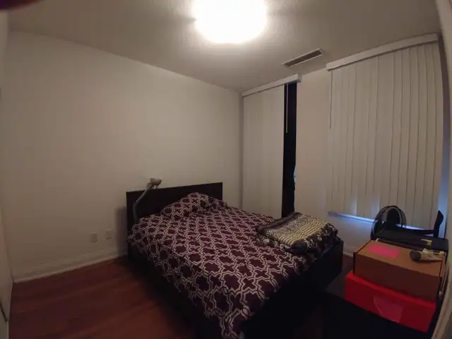 One bedroom luxury condo in Thornhill