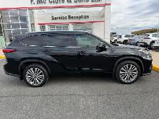 2022 Toyota Highlander Limited Room for Life. Ready for the Road - Photo 2