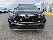 2022 Toyota Highlander Limited Room for Life. Ready for the Road - Photo 8