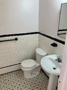 Centretown Bachelor/Studio Apartment for Rent -192 Somerset St W - Photo 5