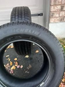2 tires MICHELIN LTX M/S 265/65/R18 All season.