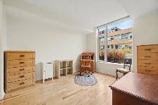 Spacious 2 bedrm 2 bathrm condo in the neighbourhood of Westboro - Photo 7