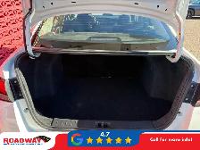 2025 Nissan Versa SV Blind-Spot Monitor | Heated Seats | Back... - Photo 11