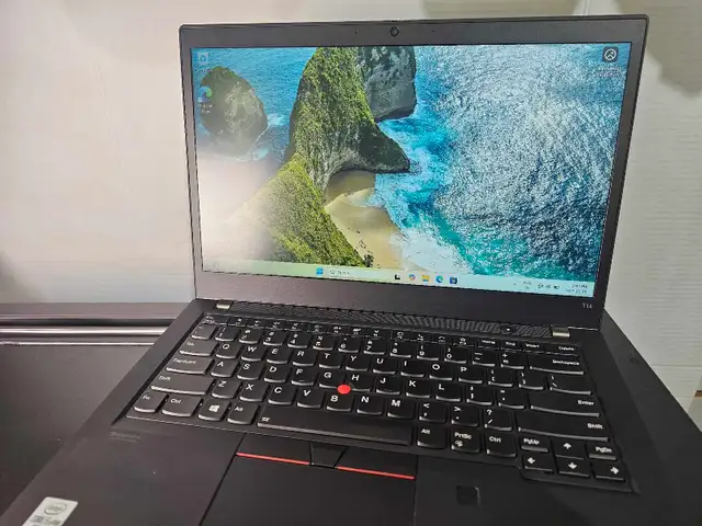 Lenovo Thinkpad T14 Gen 1 With Charger