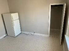 Furnished room in N End - Photo 8