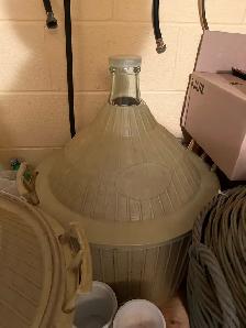 Wine Making Press and 2 50L Bottles - Photo 2