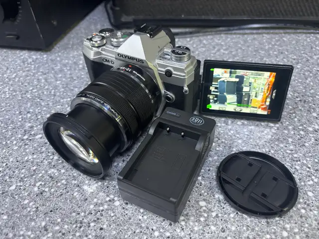 Olympus OM-D E-MS Mark 3 With 12-45MM F4 Lens