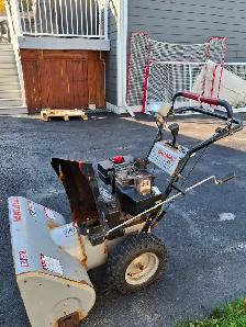 Craftsman Snow Blower - Photo 3