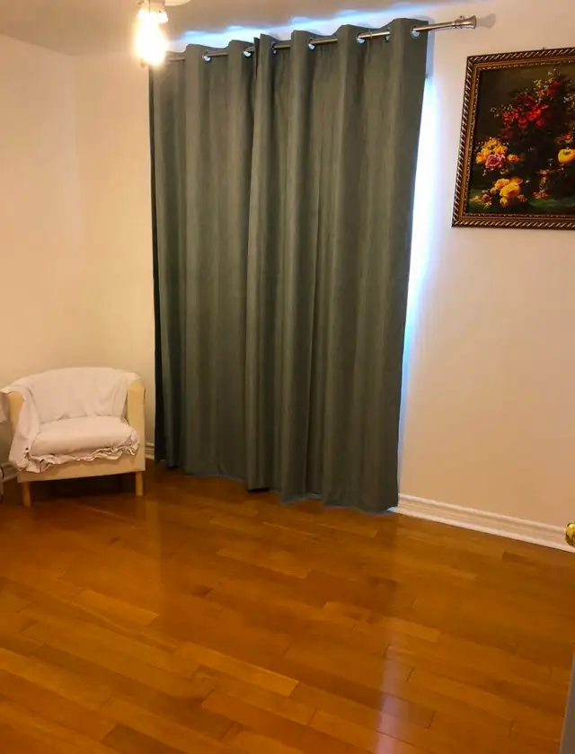 Room for rent in North York