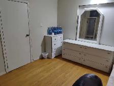 $750 Private room at Fleetwood Cres. on upstairs - Photo 2