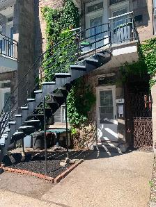 1 bedroom short term furnished appartment near metro - Photo 8