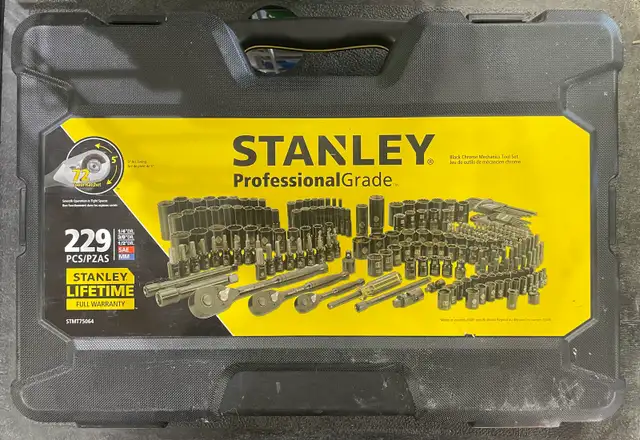 AS-IS STANLEY MECHANICS TOOL SET