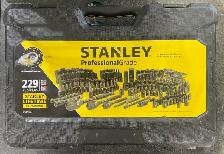 AS-IS STANLEY MECHANICS TOOL SET