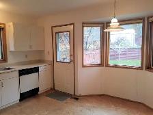 175 Robson Drive - Photo 3