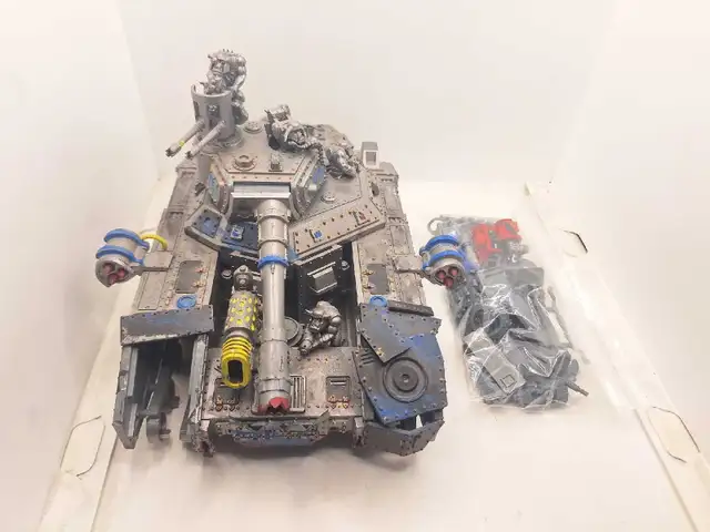 Warhammer 40k Ork Mega Looted Tank Baneblade /w Vechile Bits Bag