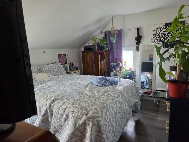 2 bedroom unit for rent