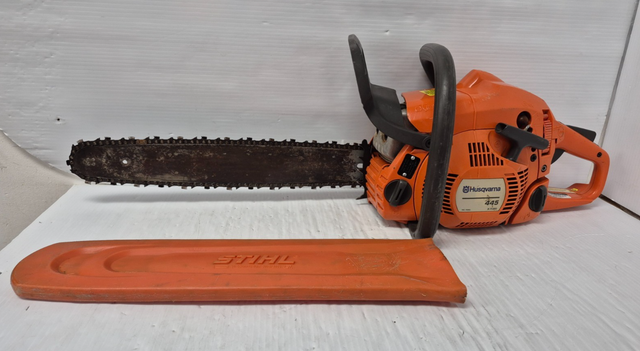 (N9751323) Husqvarna 445 X-TORQ Gas Chainsaw