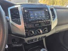 2014 Toyota Tacoma X-Runner - Manual, Low Mileage - Photo 11