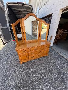 Free delivery used Wooden Vanity with Tri-fold Mirror - Photo 4