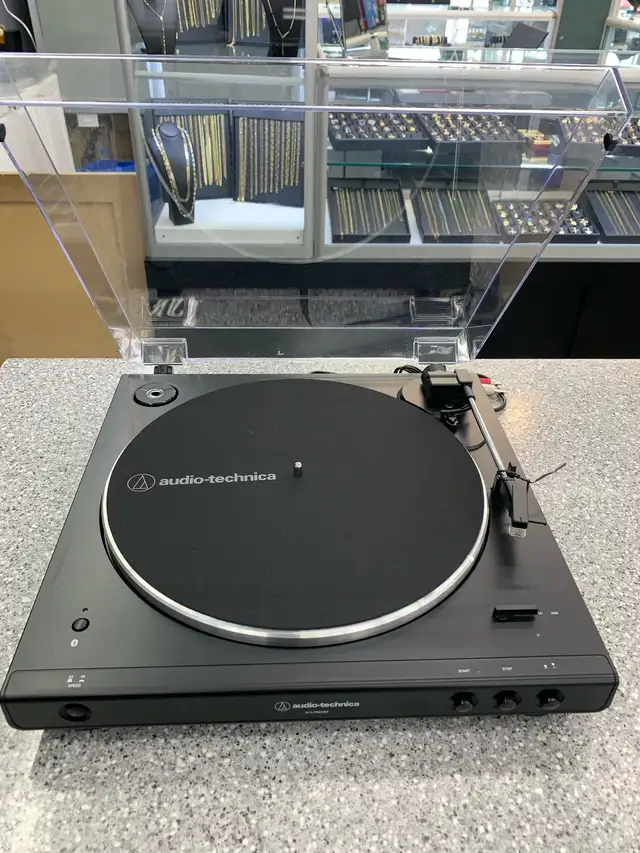 Audio Technica AT-LP60 Turntable