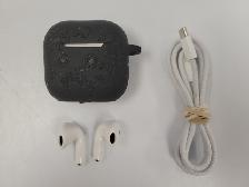 (B1424) Apple A3058 AirPods 4 Ear Buds