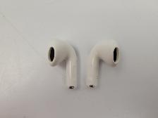 (B1424) Apple A3058 AirPods 4 Ear Buds - Photo 2