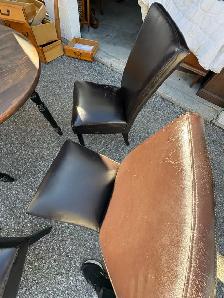 Free delivery used Round Wood Table with 4 Chairs - Photo 10