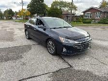 2020 Hyundai Elantra Luxury • Leather Sunroof Camera