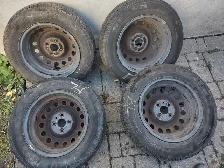 175-70R14x4 pneus été sur jante Hyundai Accent 2011. - Photo 5