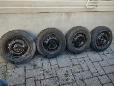 175-70R14x4 pneus été sur jante Hyundai Accent 2011. - Photo 6