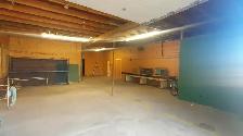 COMMERCIAL GARAGE / WORKSHOP FOR RENT – ESTEVAN (~2,000 SQ FT) - Photo 5