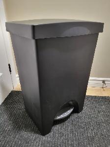 Recycling/Garbage Peddle Bin (2 Liners  25L = 50L) - Photo 2