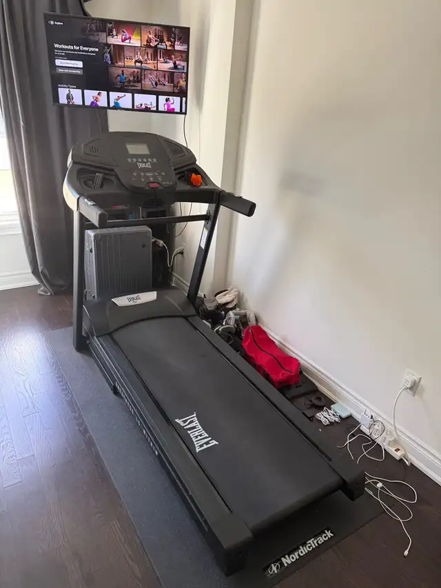 Treadmill Everlast