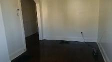 2 Bedroom, 1 bath apartment - Photo 5