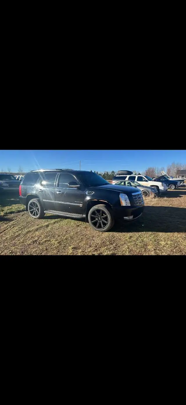Price Reduced! 2012 Cadillac Escalade For Sale