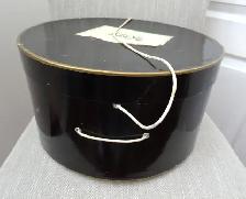 Perfect for Staging, Unique Home Décor – Vintage Hat Box, 1920s - Photo 3