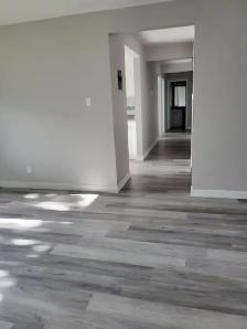 Spacious 2 Bedroom Suite Available for Rent October 20th! - Photo 3