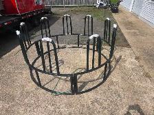 New tombstone bale feeder