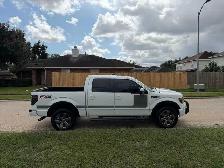 2014 Ford F150 FX4 5.0 4x4 Saftied. - Photo 6