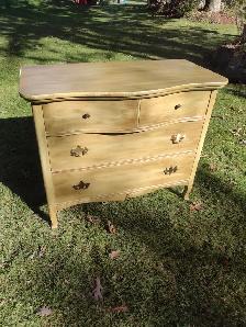 4 drawer antique dresser