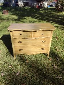 4 drawer antique dresser - Photo 7
