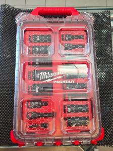 Milwaukee Tool SHOCKWAVE Impact-Duty 3/8 in. Drive SAE