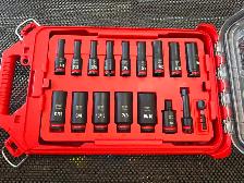 Milwaukee Tool SHOCKWAVE Impact-Duty 3/8 in. Drive SAE - Photo 2