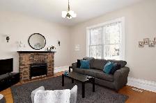 Fully Furnished, Spacious, 1-BR, Character Apartment – Downtown - Photo 2