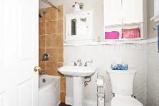 Fully Furnished, Spacious, 1-BR, Character Apartment – Downtown - Photo 5