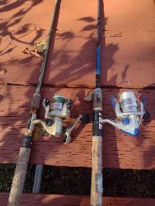 7 fishing rods and reels and 1 extra fishing rod - Photo 2