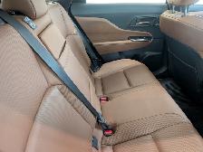 2025 Toyota Crown Signia Limited awd - Photo 7