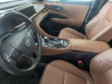 2025 Toyota Crown Signia Limited awd - Photo 12